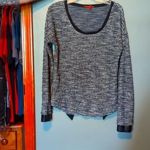 Women's sweater